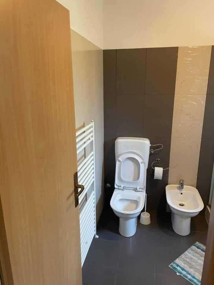 Apartmani Antonio Motovun Eksteriør bilde
